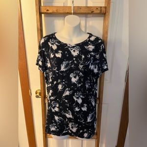 Ellen Tracy Blue and White Blouse Size Large